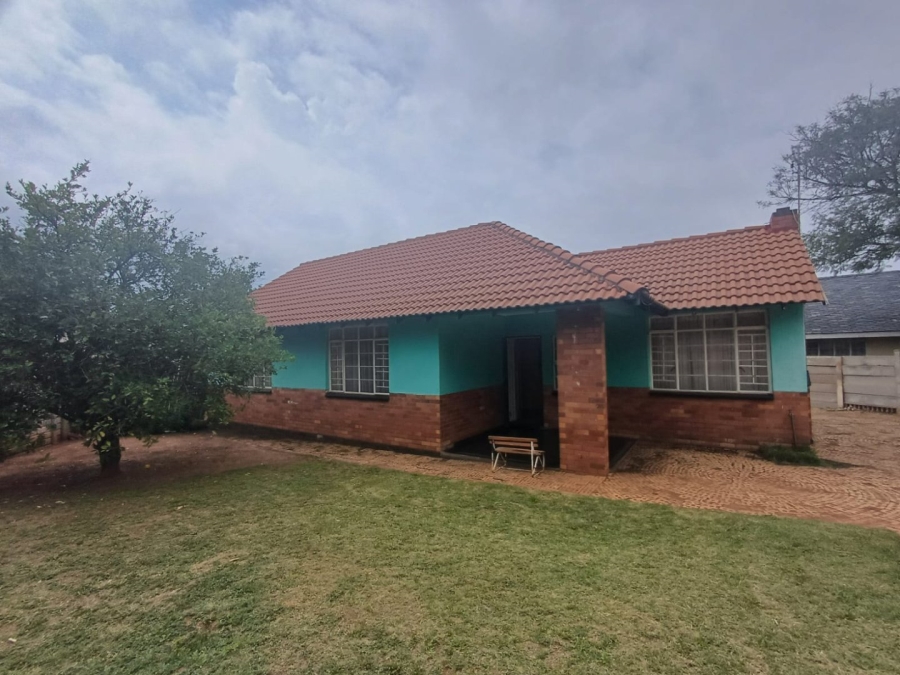 3 Bedroom Property for Sale in Stilfontein North West